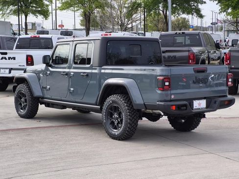 New 2026 Jeep Gladiator Sport AWD/4WD image 3
