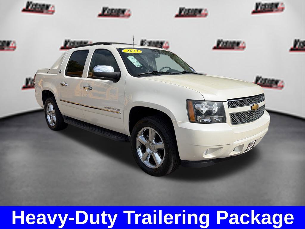 Used 2013 Chevrolet Avalanche LTZ AWD/4WD image 3