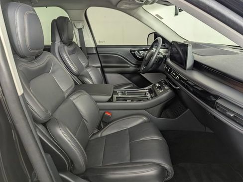 Used 2025 Lincoln Aviator Reserve w/ Equipment Group 201A AWD/4WD image 30