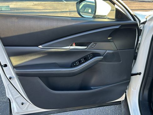 Certified 2025 MAZDA CX-30 AWD 2.5 S w/ Preferred Package image 11