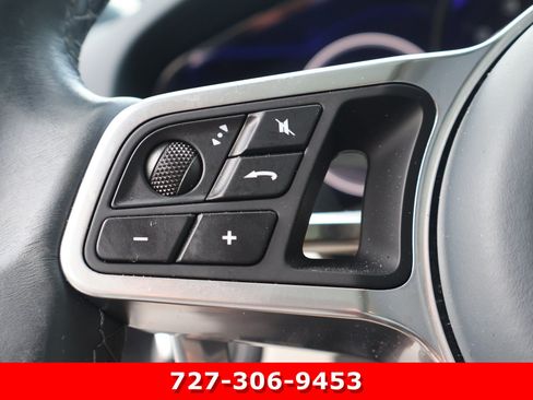 Used 2022 Porsche Cayenne AWD/4WD image 24