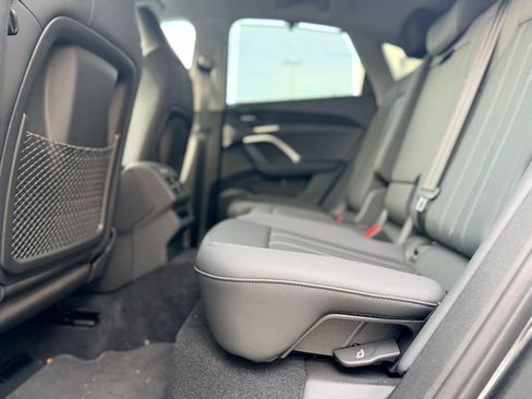 Certified 2025 Audi Q5 Premium Plus w/ Premium Plus image 14