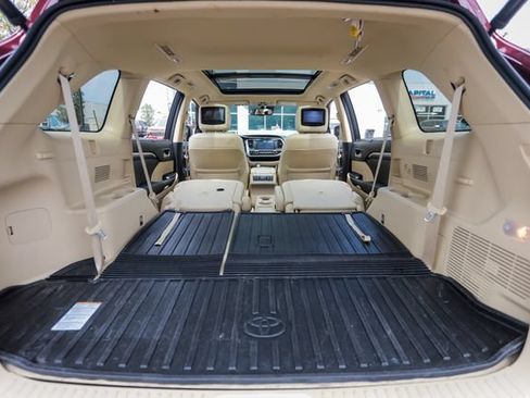 Used 2015 Toyota Highlander Limited Platinum AWD/4WD image 66