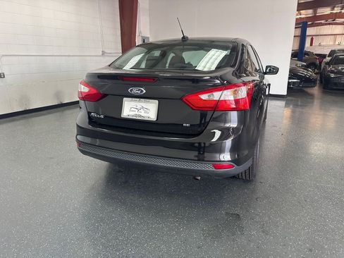 Used 2014 Ford Focus SE FWD image 4