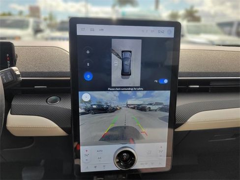 Used 2021 Ford Mustang Mach-E Premium image 27