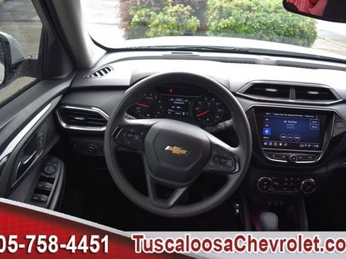 Used 2023 Chevrolet TrailBlazer LT w/ Convenience Package FWD image 25