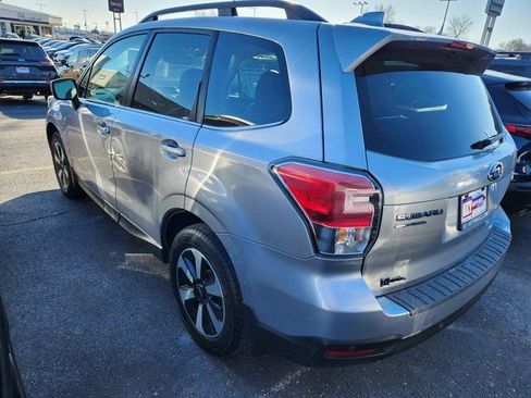 Used 2018 Subaru Forester 2.5i Limited image 3