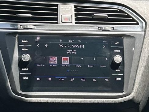 Used 2024 Volkswagen Tiguan SE R-Line FWD image 27
