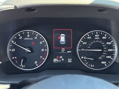 New 2025 Subaru Crosstrek 2.5i Limited image 12