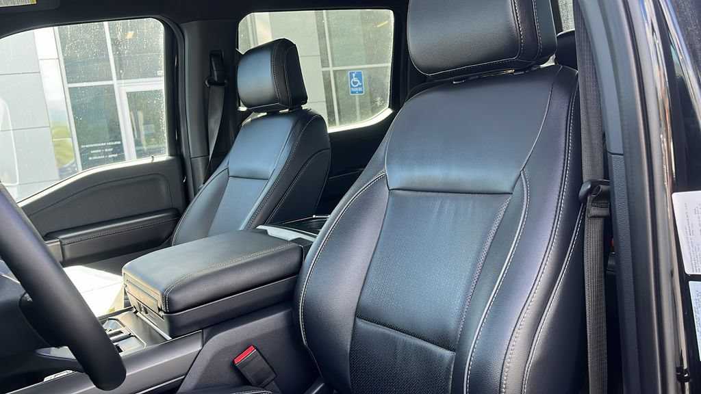 Used 2025 Ford F150 Lariat w/ Equipment Group 502A High AWD/4WD image 10
