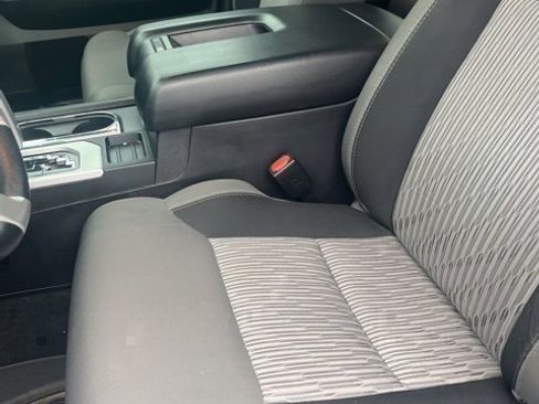 Used 2017 Toyota Tundra SR5 image 13