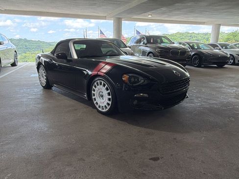 Used 2019 FIAT 124 Spider Lusso w/ Convenience Group RWD image 6