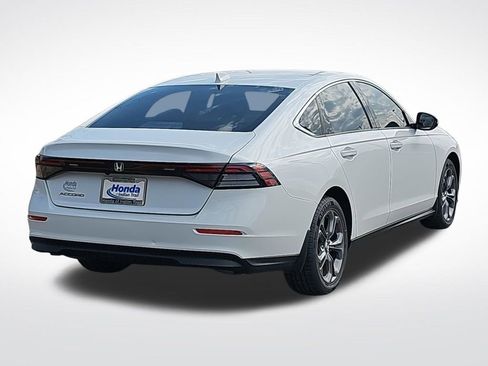 Used 2023 Honda Accord EX image 6