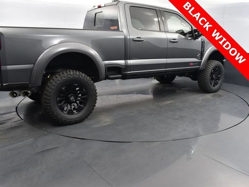 New 2025 Ford F250 XLT w/ Black Appearance Package image 4
