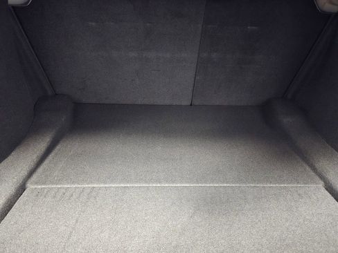 Used 2018 Tesla Model 3 Mid Range image 10