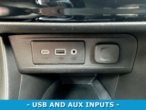 Used 2020 Buick Encore GX Select AWD/4WD image 16