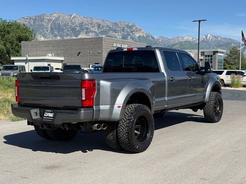 Used 2022 Ford F450 Lariat w/ Lariat Ultimate Package AWD/4WD image 8