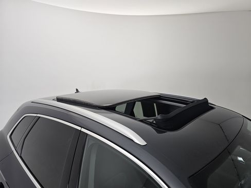 Used 2024 Audi Q5 2.0T Premium Plus w/ Premium Plus Package image 41