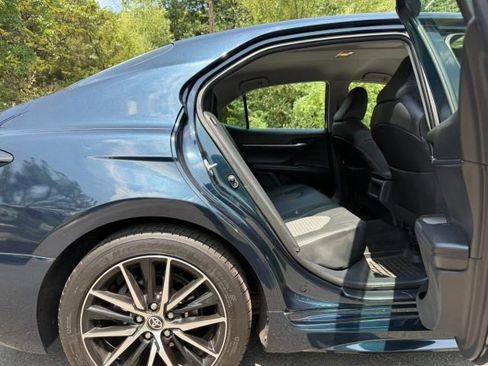 Used 2021 Toyota Camry SE image 23