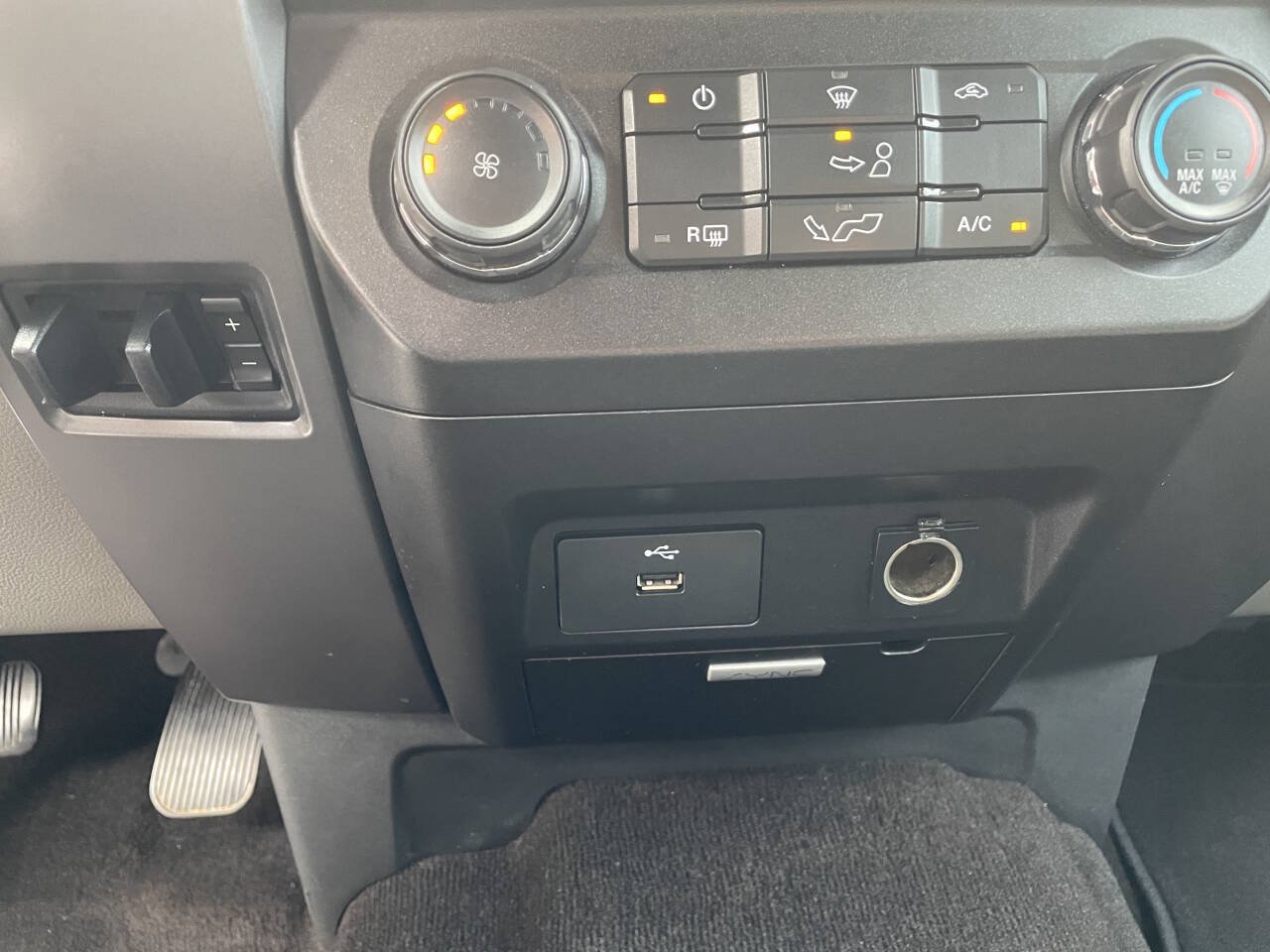 Used 2018 Ford F150 XLT w/ Equipment Group 301A Mid AWD/4WD image 24