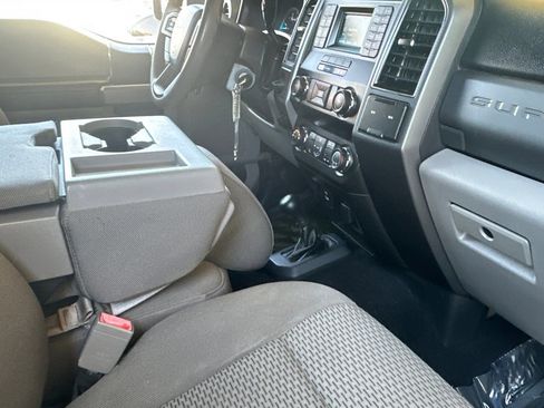 Used 2019 Ford F550 XLT DRW image 15