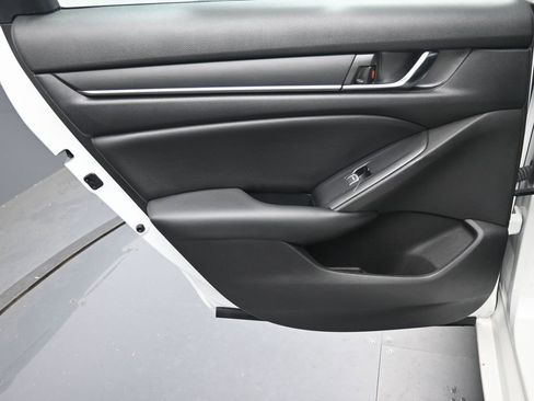 Used 2022 Honda Accord Sport image 22