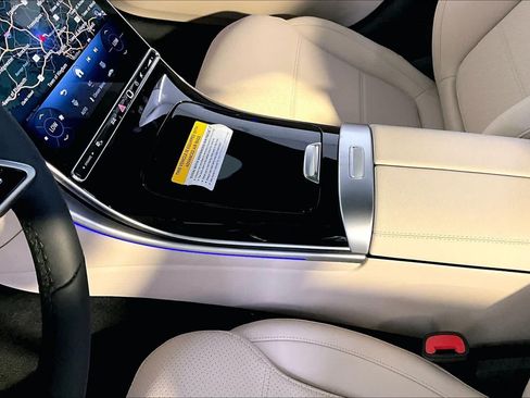 New 2026 Mercedes-Benz C 300 4MATIC Sedan image 10