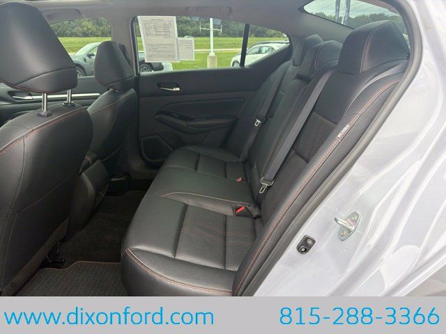 Used 2024 Nissan Altima 2.5 SR w/ SR Premium Package FWD image 25