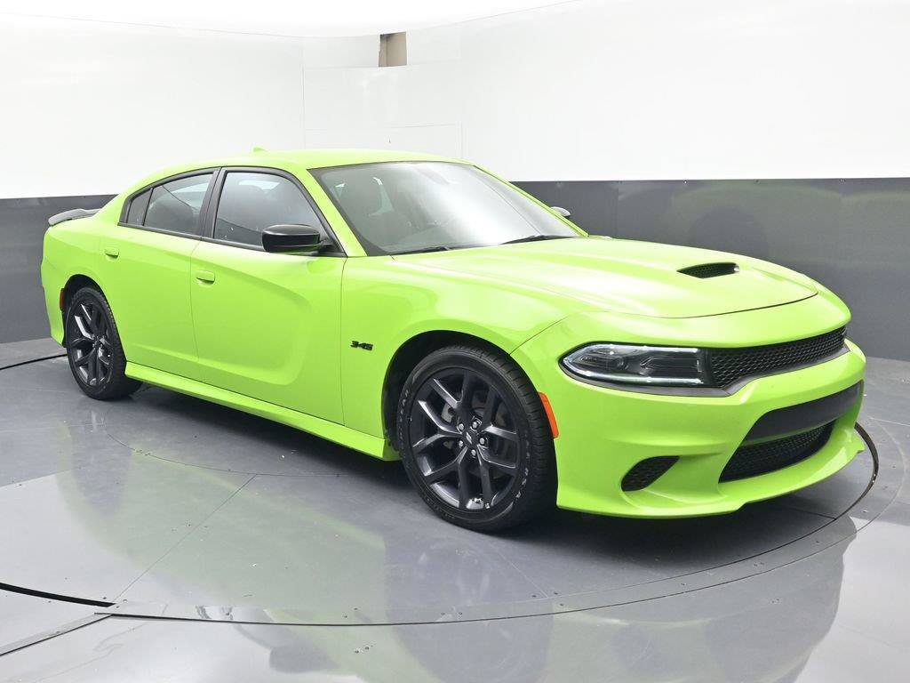 Used 2023 Dodge Charger R/T w/ Blacktop Package RWD image 2