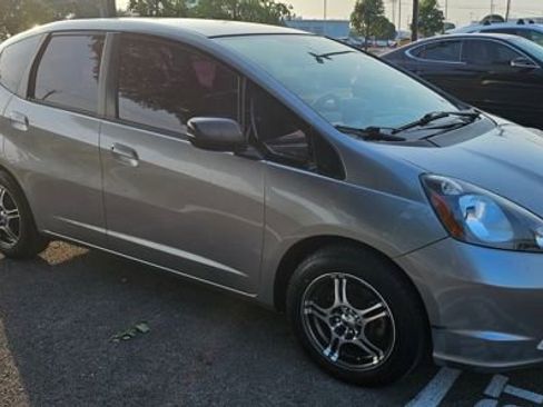 Used 2010 Honda Fit image 6