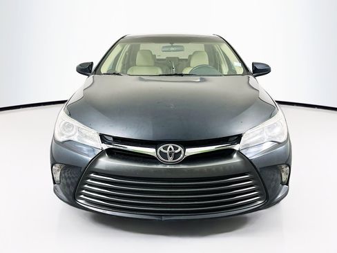 Used 2017 Toyota Camry LE w/ Protection Package (Q2) FWD image 2