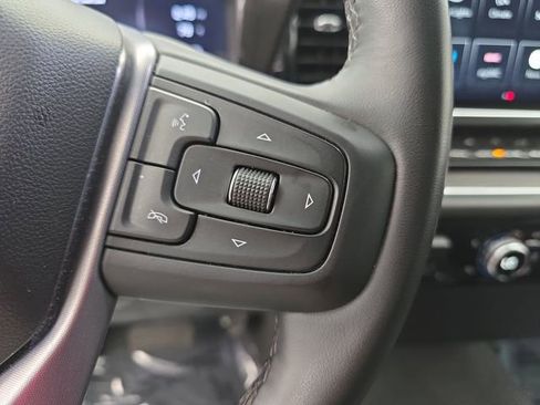 Used 2025 GMC Sierra 1500 SLT image 41