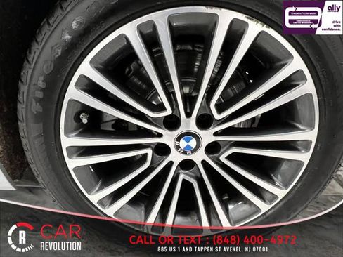 Used 2019 BMW 530i xDrive w/ Convenience Package AWD/4WD image 12