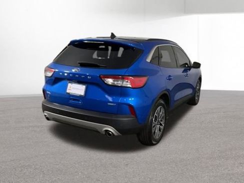 Used 2020 Ford Escape SEL image 9