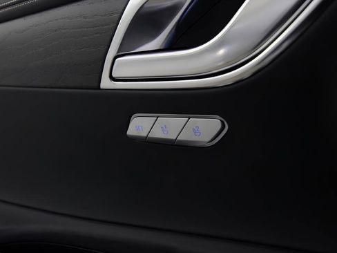 Used 2024 Genesis GV80 3.5T w/ Prestige Package image 32