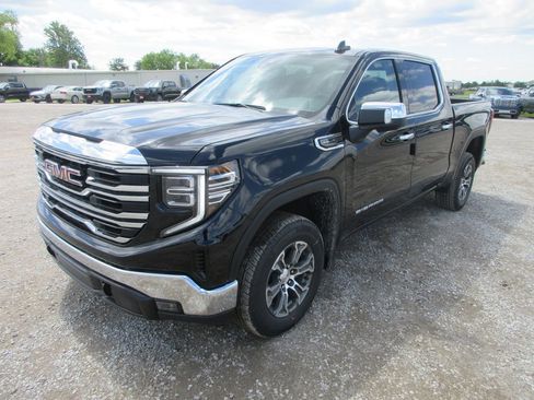 New 2026 GMC Sierra 1500 SLT w/ SLT Convenience Package AWD/4WD image 9
