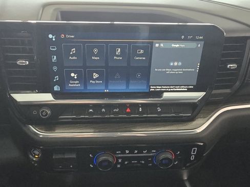 Used 2024 Chevrolet Silverado 1500 LT Trail Boss w/ Convenience Package II image 28