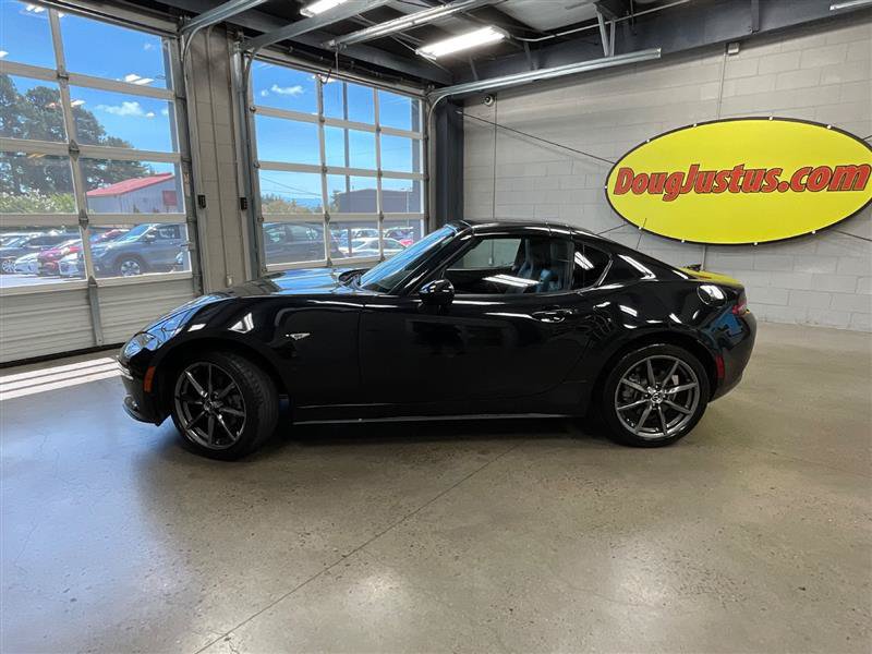 Used 2024 MAZDA MX-5 Miata RF Grand Touring RWD image 2