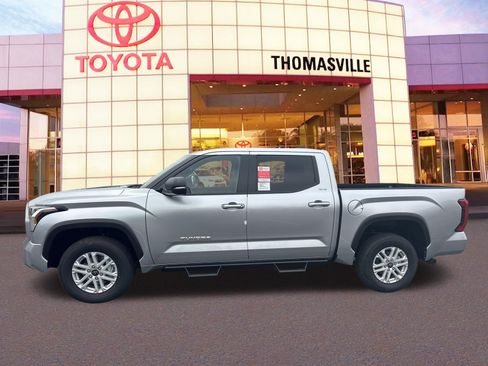 New 2026 Toyota Tundra SR5 AWD/4WD image 8