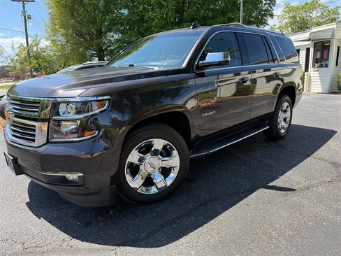 Used 2017 Chevrolet Tahoe Premier AWD/4WD image 2