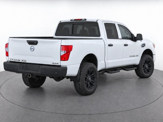 Used 2021 Nissan Titan S AWD/4WD image 15