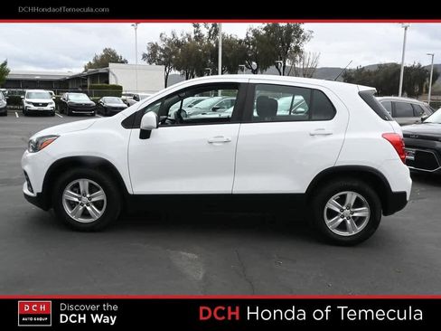 Used 2020 Chevrolet Trax LS image 4