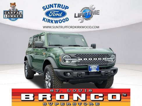 Used 2025 Ford Bronco Badlands AWD/4WD image 1