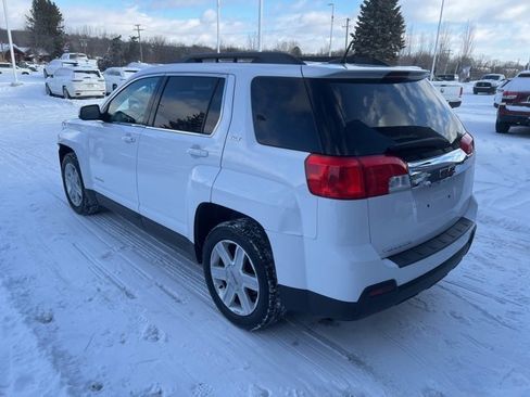 Used 2010 GMC Terrain SLT image 4