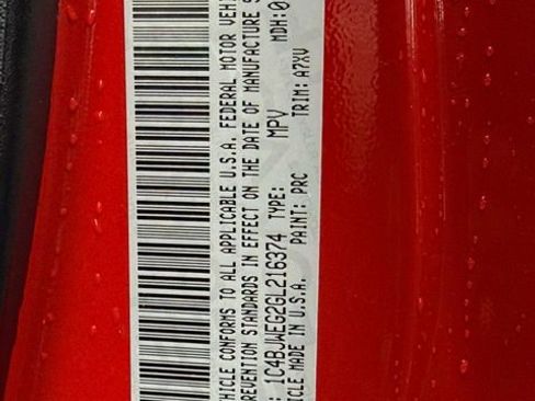 Used 2016 Jeep Wrangler Unlimited Sahara w/ Connectivity Group image 40