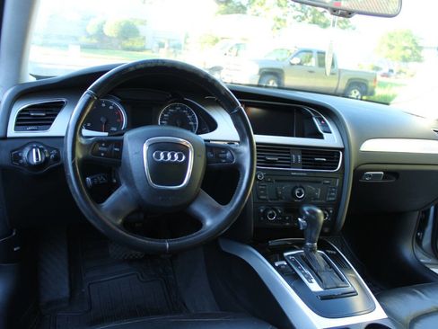 Used 2009 Audi A4 2.0T Premium Plus image 18