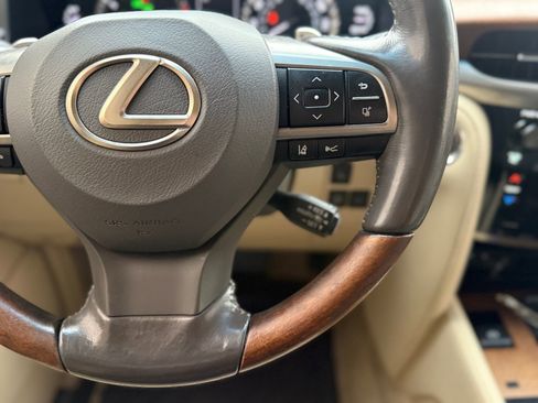 Used 2016 Lexus LX 570 4WD w/ Luxury Package image 25