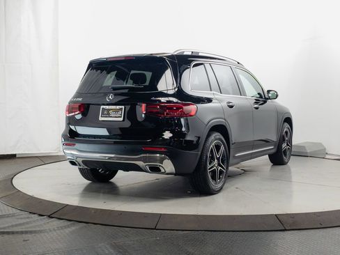 Certified 2026 Mercedes-Benz GLB 250 4MATIC image 30