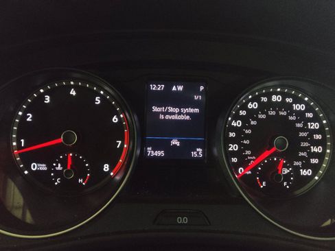 Used 2021 Volkswagen Atlas Cross Sport SE w/ Panoramic Sunroof Package FWD image 23