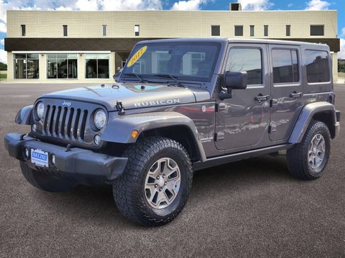 Used 2017 Jeep Wrangler Unlimited Rubicon w/ Cold Weather Group image 7